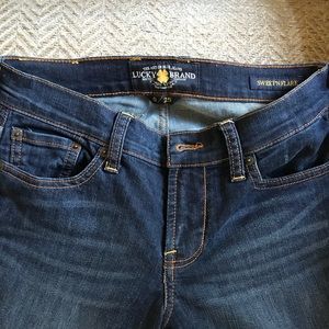 Adorable, soft Lucky Brand jeans. Flare!